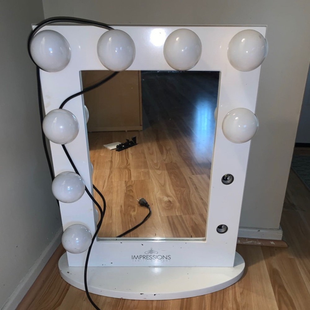 Impressions Vanity mirror
